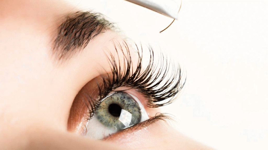 The Ultimate Guide to Eyelash Extensions: Everything You Need to Know in 2025 The Ultimate Guide to Eyelash Extensions: Everything You Need to Know in 2025